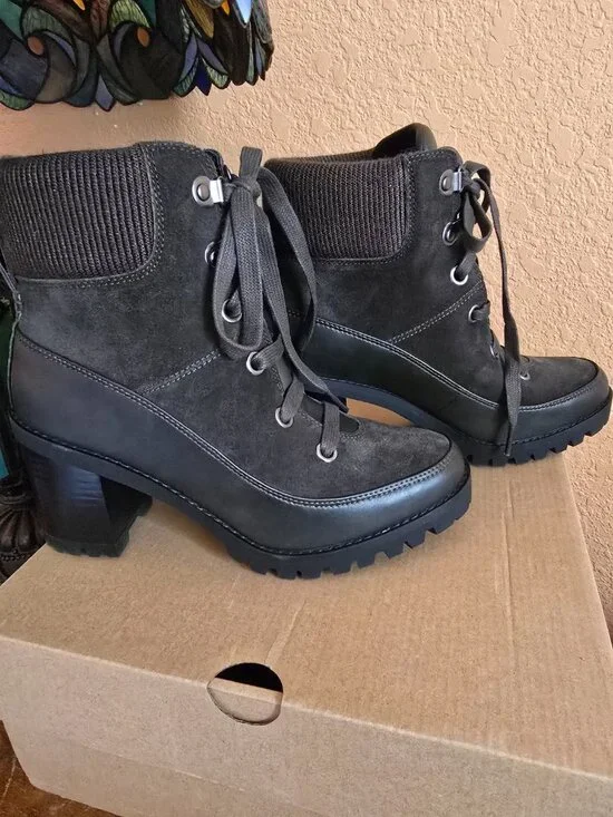 UGG BLACK WATERPROOF SUEDE REDWOOD BOOTS Size 7 - Picture 5 of 12